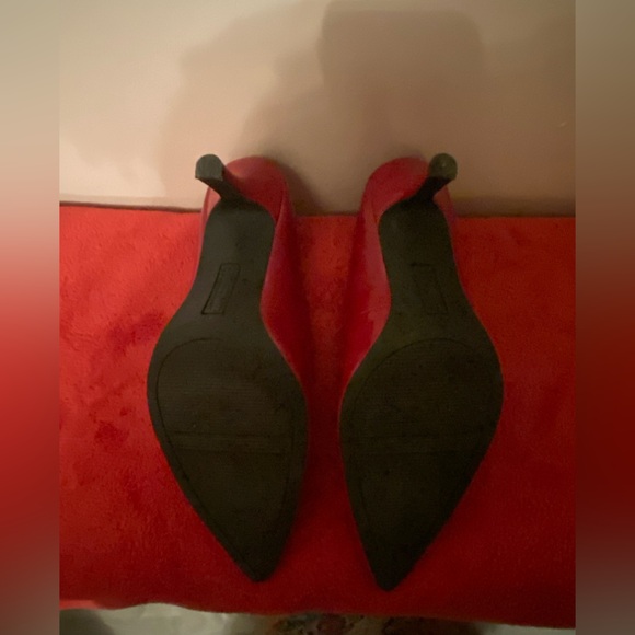 Comfort Plus by Predictions Patent Leather Pump - Picture 5 of 9